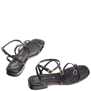 Кожаные сандалии