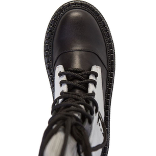 Кожаные ботинки