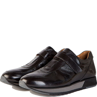 Кожаные кроссовки