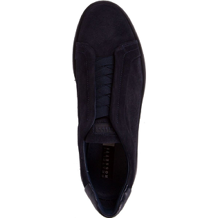 Замшевые кроссовки