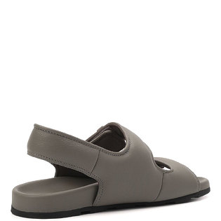 Кожаные сандалии